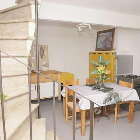 Maison Avec Jardin Centre Historique بيت للعطل